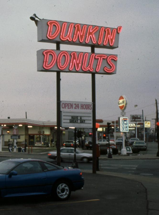 Dunkin' Donuts – Neon Williams